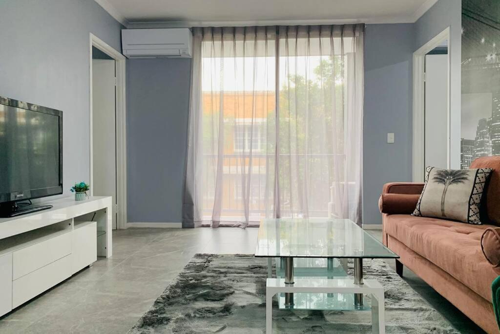 Southbank Modern Luxe Apartment